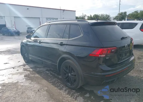 2022 Volkswagen Tiguan 2.0T Se R-Line Black z USA, uszkodzony, nr VIN 3VVCB7AX0NM173051